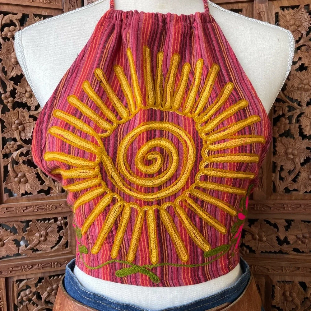 Vintage Coachella Embroidered Striped Red Halter Crop Top Sun & Floral Motif - Picture 4 of 9